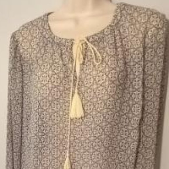 Boho gray, cream blouse - Picture 2 of 5